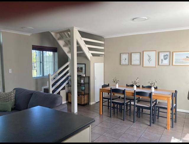 2 BEDROOM PROPERTY TO RENT IN KARINDAL